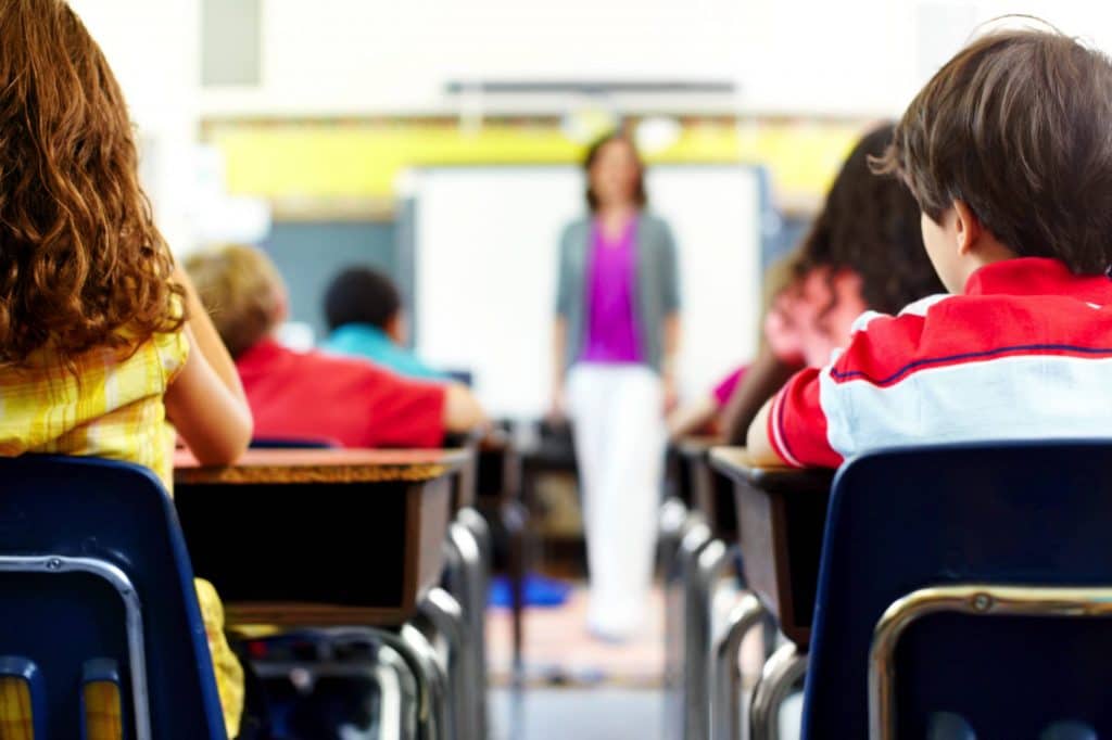 enfants a l'ecole